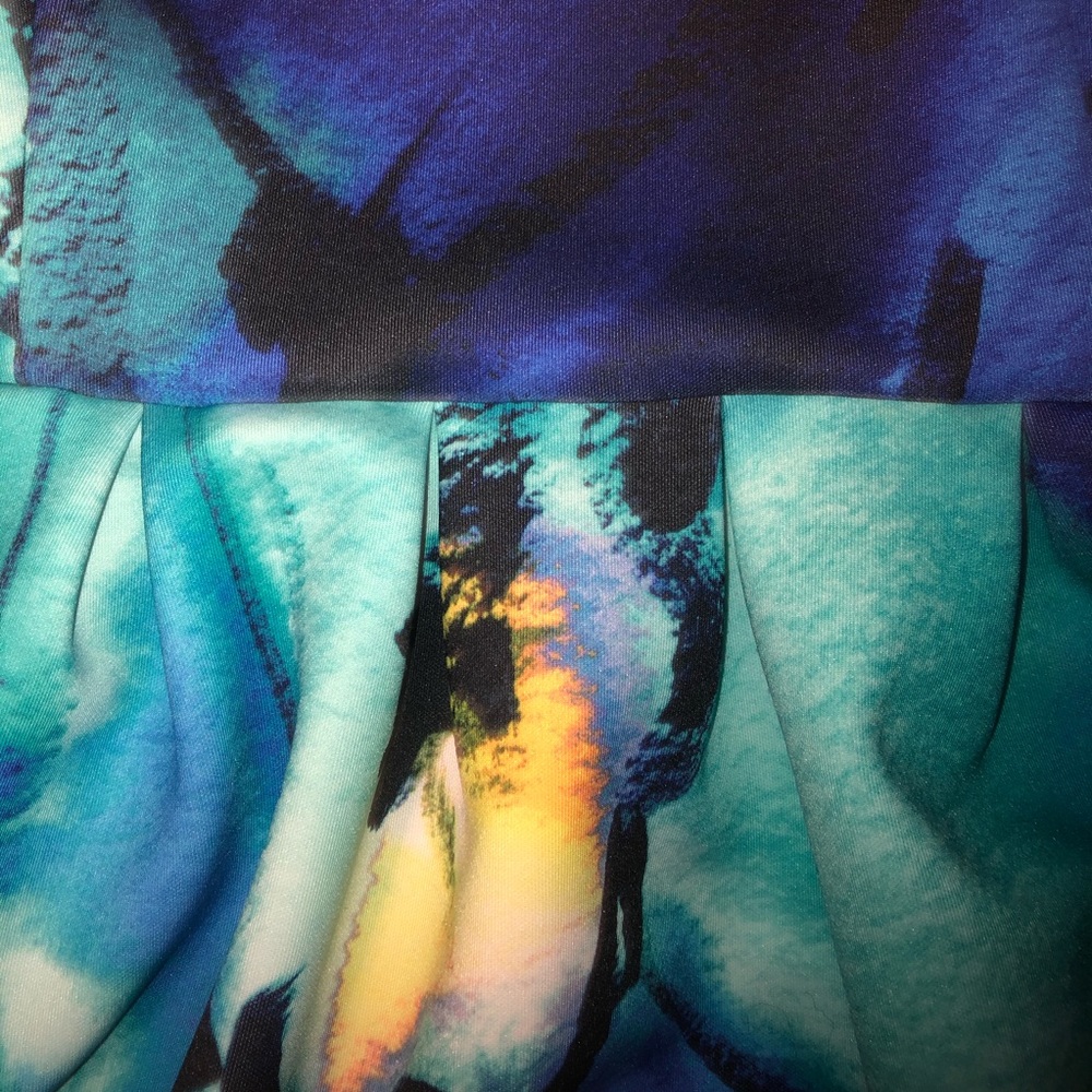 APT 9 DRESS - Picture 2 of 2